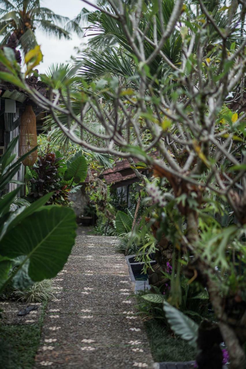 Green Taman Ubud By Prasi Hotel Exterior photo